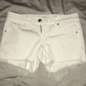 white jean shorts